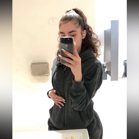 Meet your Posher, P$K - Picture 1 of 1